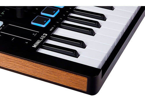 Arturia Minilab 3 Black Midi 25 Teclas Controlador
