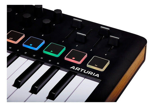 Arturia Minilab 3 Black Midi 25 Teclas Controlador
